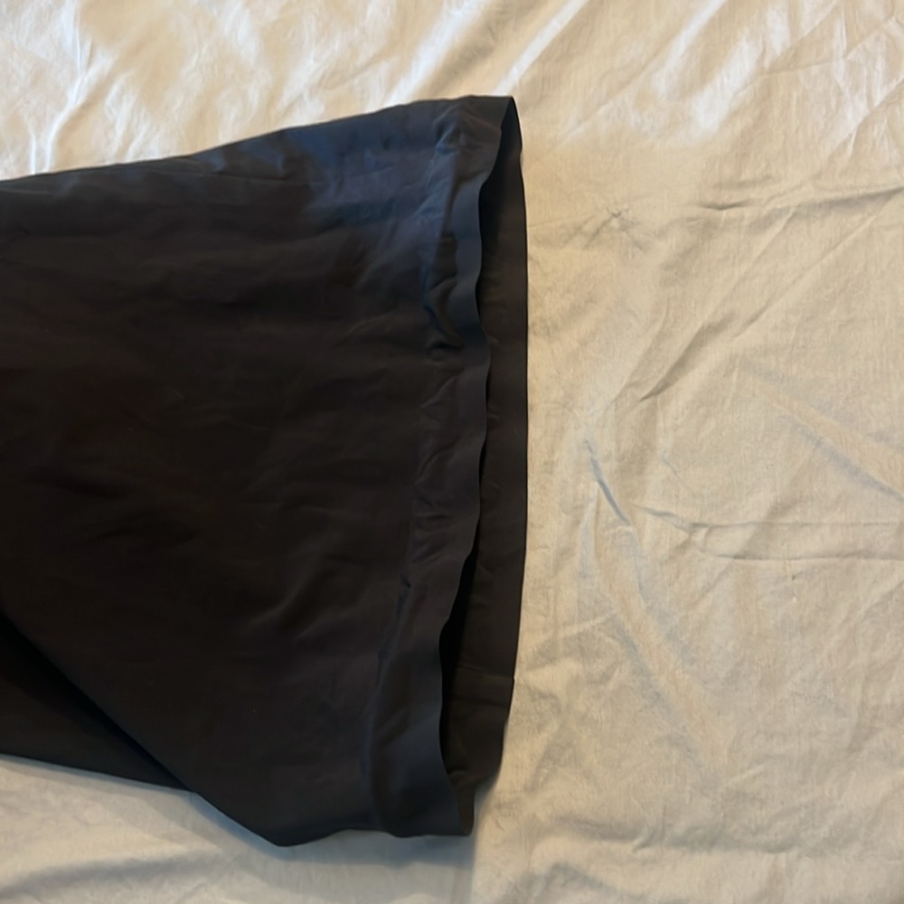 Athleta Revive Wide Leg Convertible Jumpsuit size 8 in Black - Picture 5 of 11